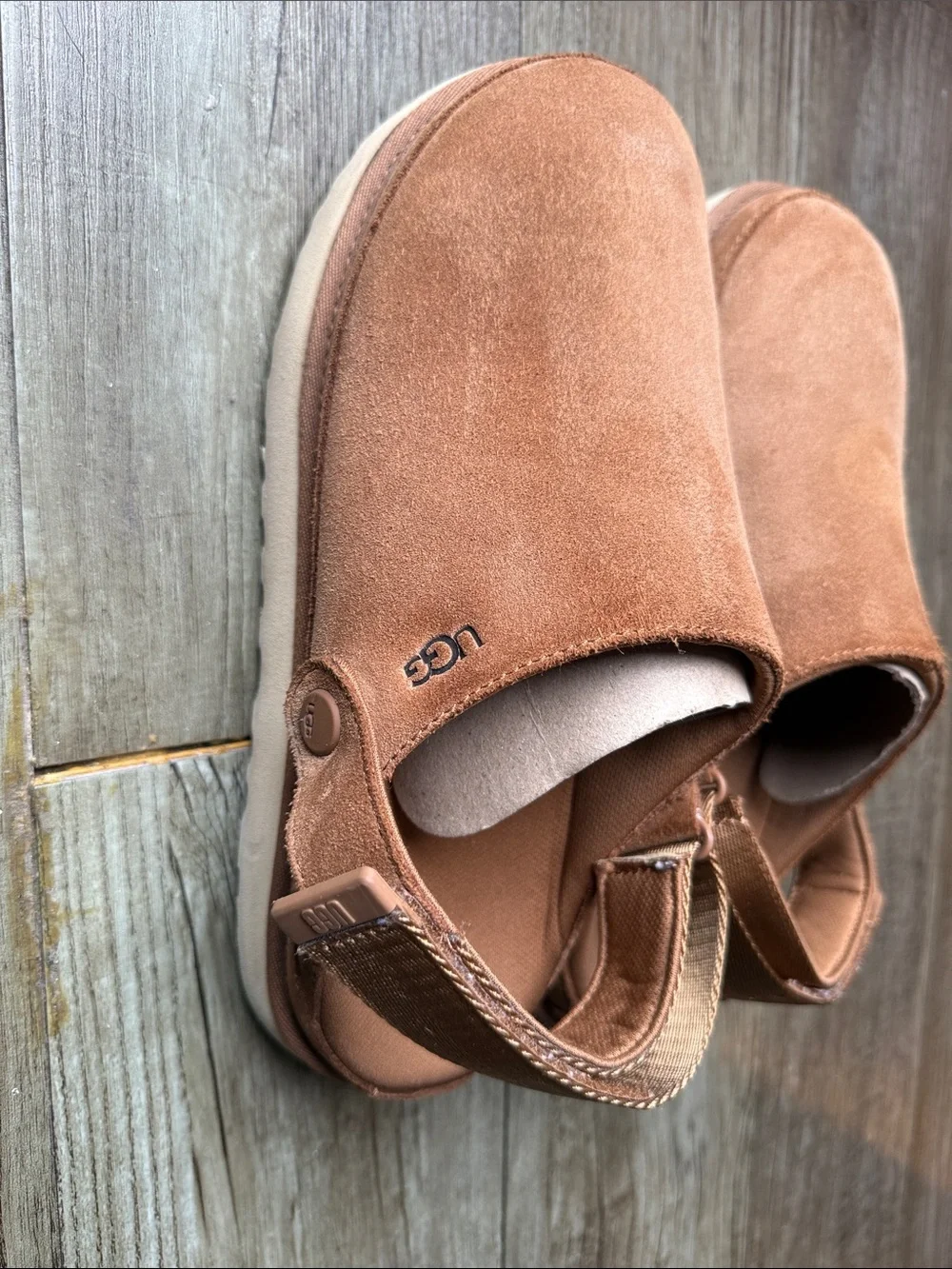 UGG Suede Slip-On clogs in Tan